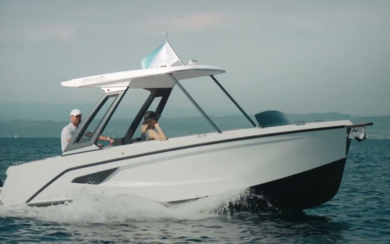 21 OPEN OUTBOARD