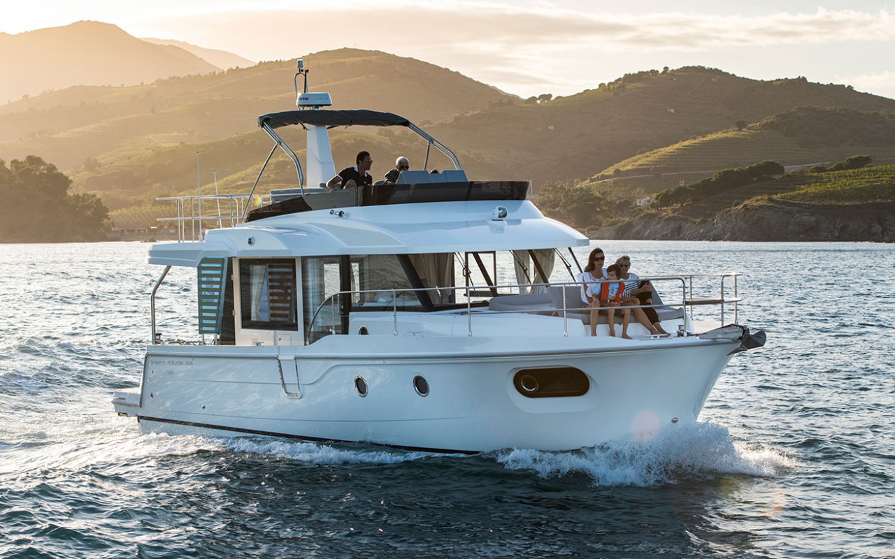 Swift Trawler 41 Fly