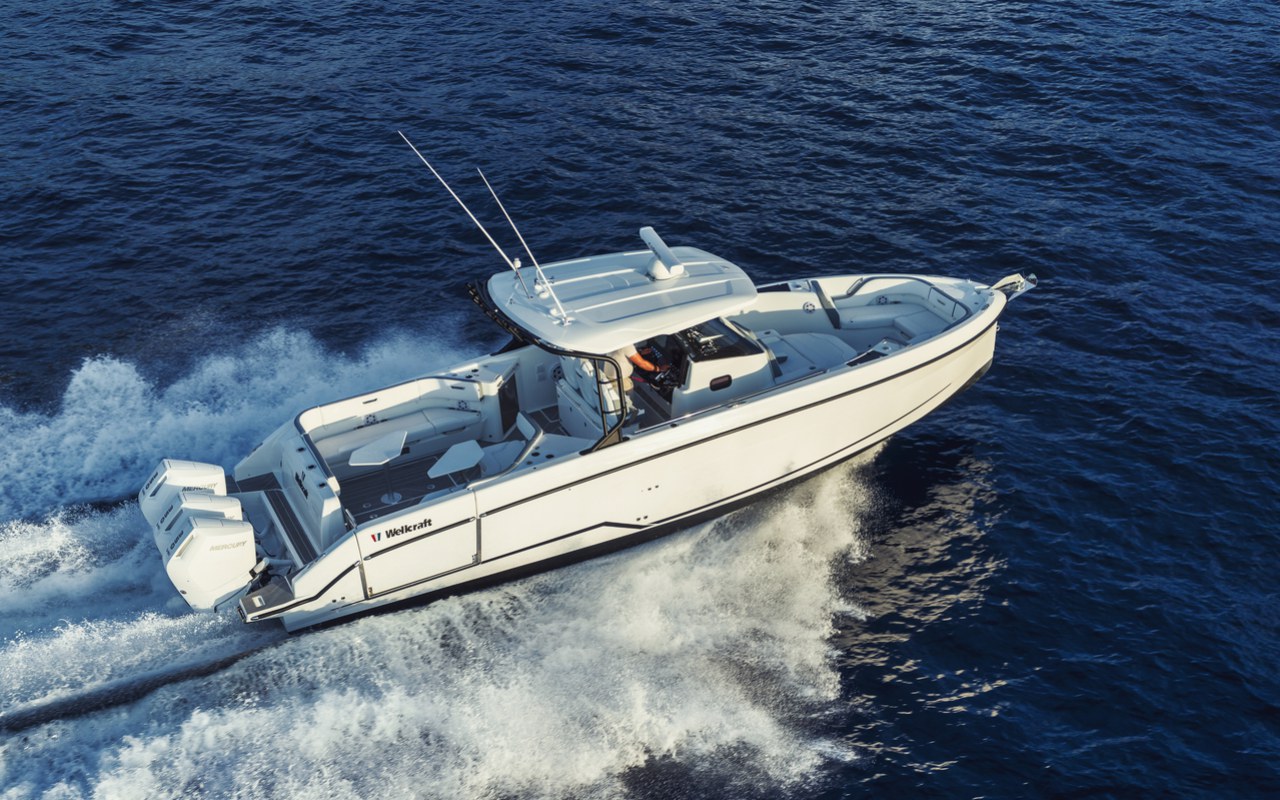 Wellcraft 38 T-Top
