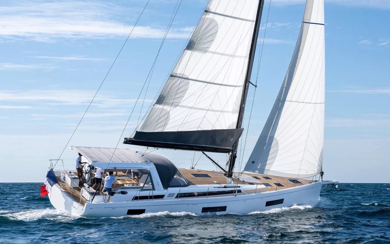 Oceanis Yacht 60