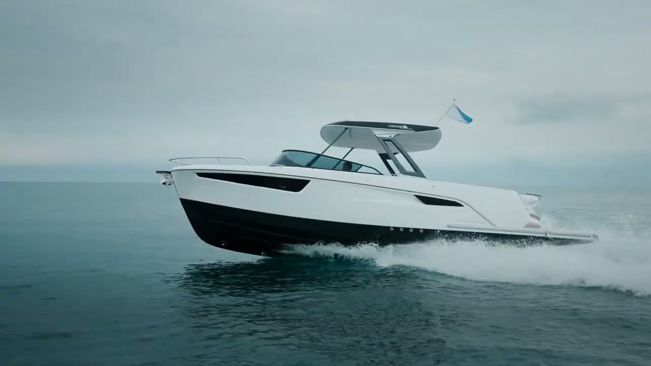 32 CABIN OUTBOARD
