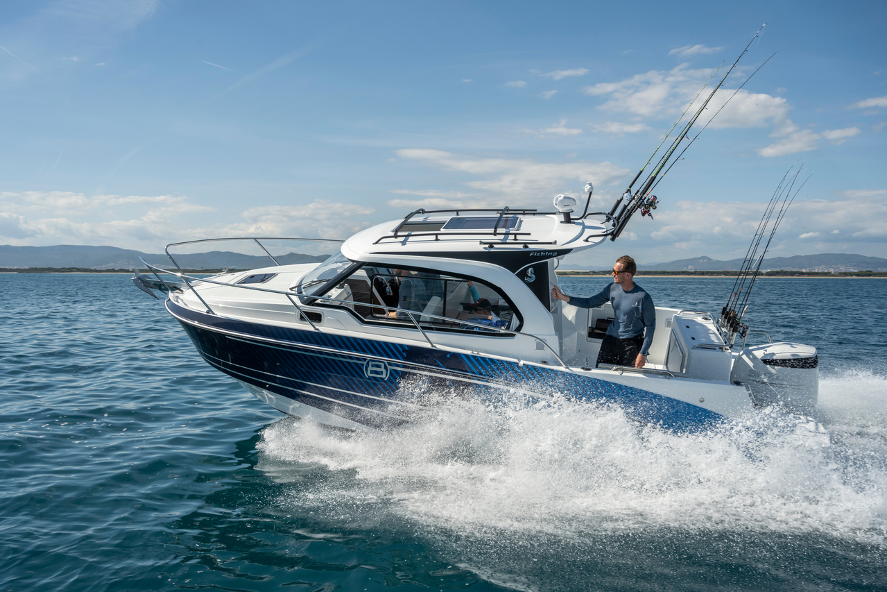 Antares 8 Fishing