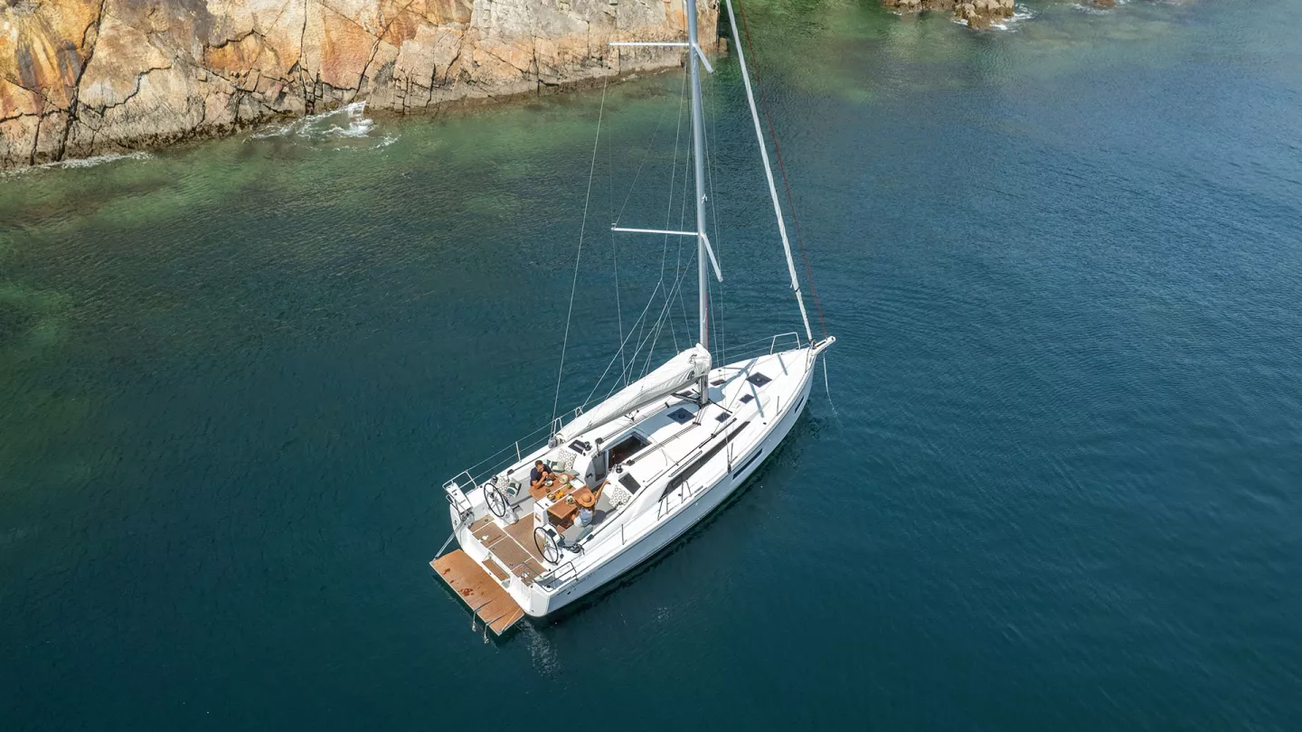 Oceanis 37.1