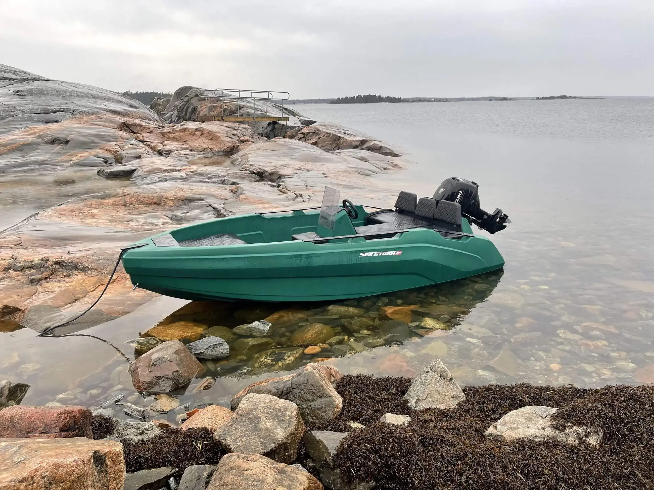 SeaStorm 14 HDPE Advantage